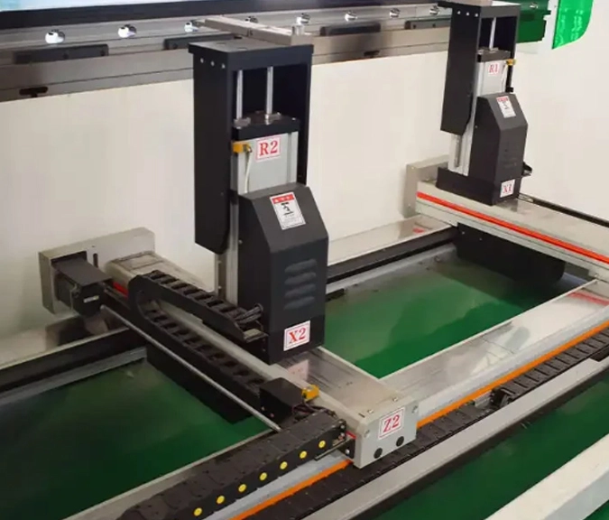 Press Brake 6-Axis CNC BackGauge with X1, X2, R1, R2, Z1, Z2-Axis