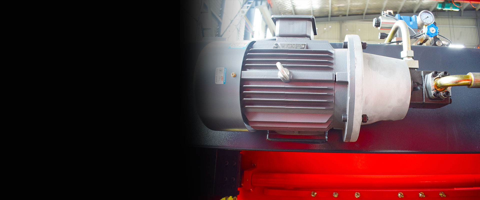 Motor And Pump in Torsion - Shaft Synchronized Press Brake
