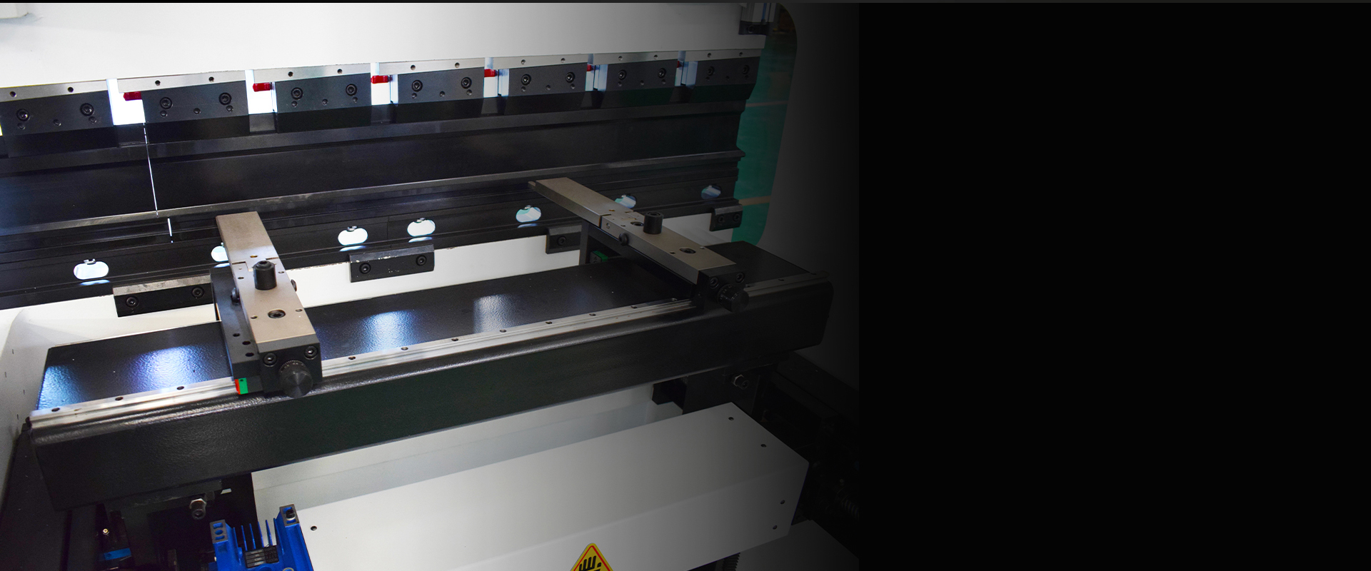 Press Brake 2-Axis CNC BackGauge with X, R-Axis